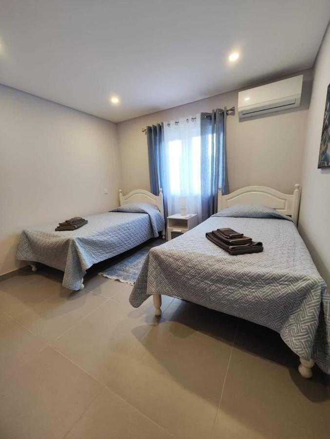 אלבופיירה Alojamento King'S Village מראה חיצוני תמונה
