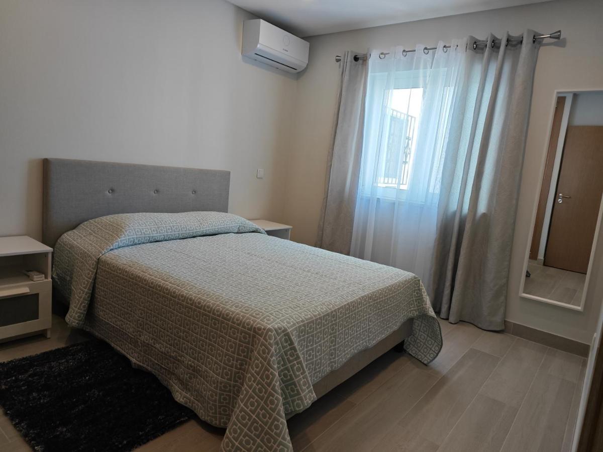 אלבופיירה Alojamento King'S Village מראה חיצוני תמונה